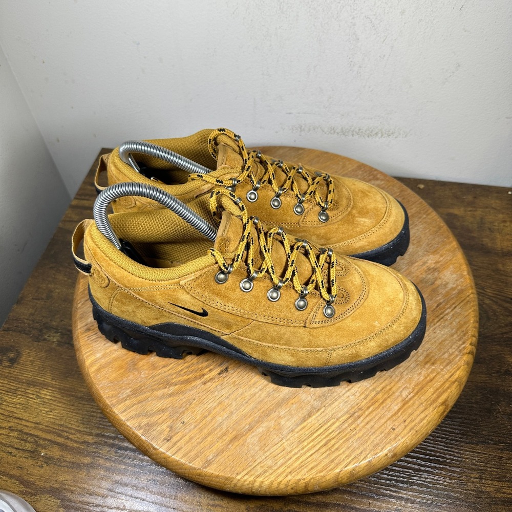 Nike Lahar Low Wheat Black Orange Women's Hiking Shoes DB9953-700 Size 8